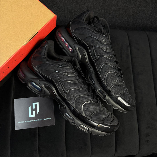 NIKE AIRMAX TN TRIPLE BLACK