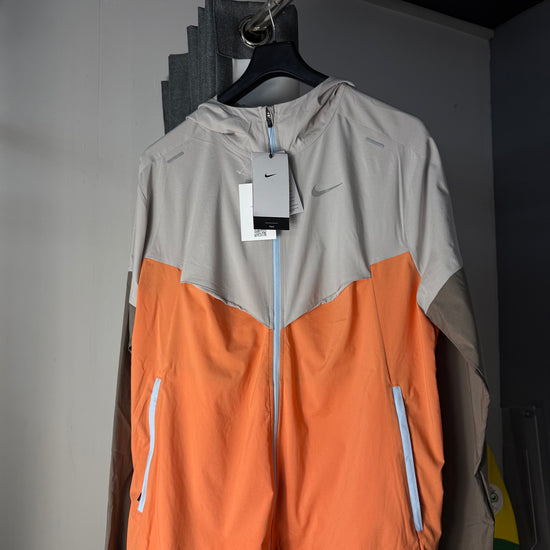 NIKE ADV WINDRUNNER PEACH