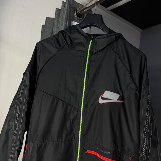 NIKE BLACK MEEKZ WINDRUNNER