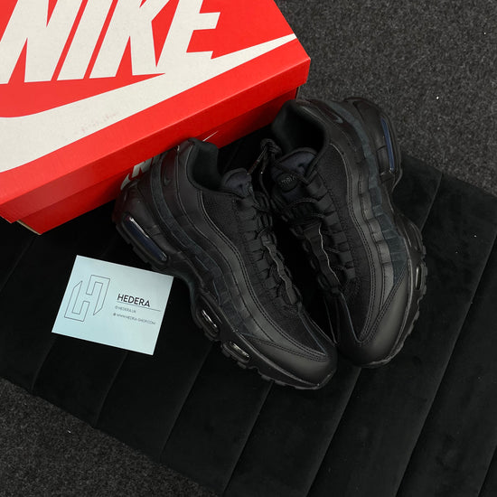 NIKE AIRMAX 95 TRIPLE BLACK