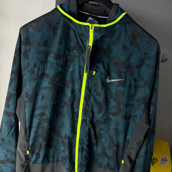 NIKE RARE WINDRUNNER