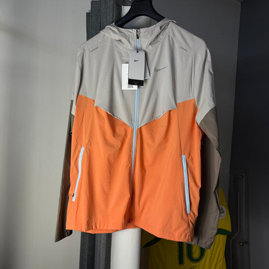 NIKE ADV WINDRUNNER PEACH