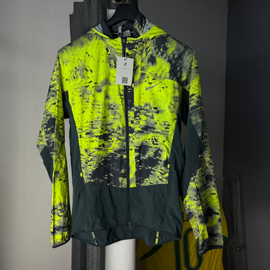 NIKE NEON RARE WINDRUNNER