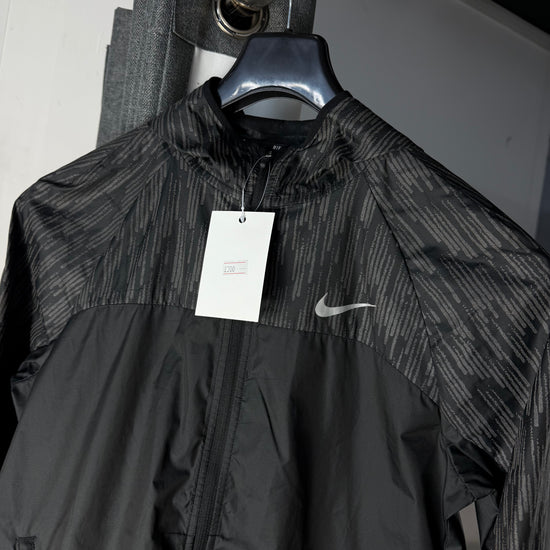 NIKE STRIPE WINDRUNNER