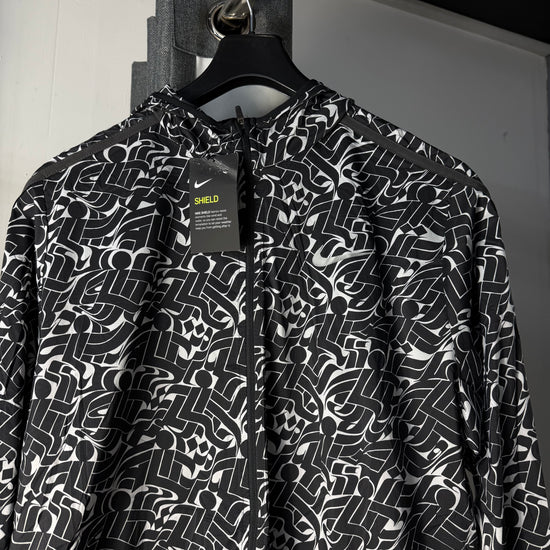 NIKE PATTERN WINDRUNNER