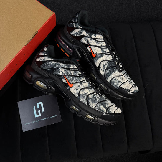 NIKE AIRMAX TN BLACK CAMO