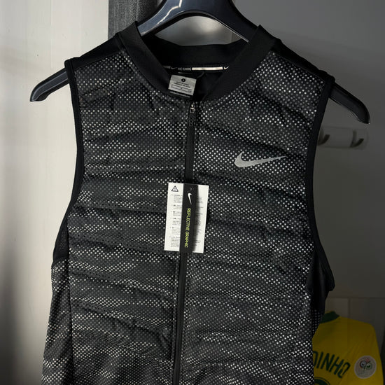 NIKE REFLECTIVE BLACK GILET