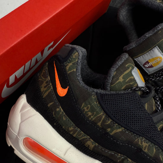 NIKE AIRMAX 95 CAMO CARHART