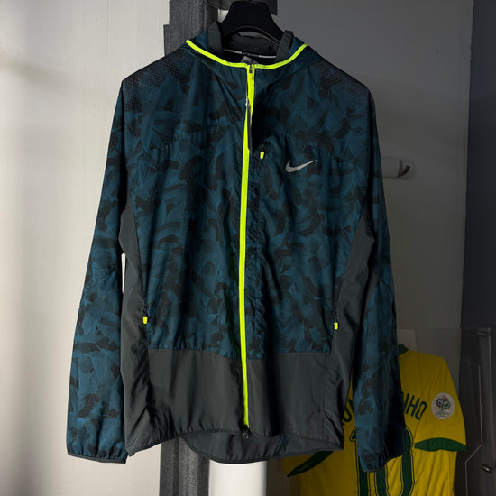 NIKE RARE WINDRUNNER