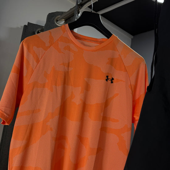 UNDER ARMOUR ORANGE CAMO SHORT SET