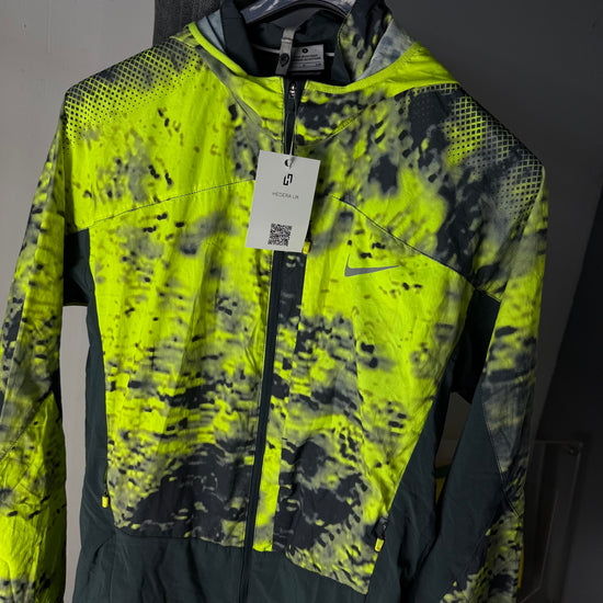 NIKE NEON RARE WINDRUNNER