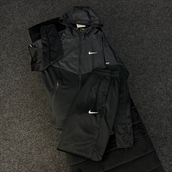 NIKE BLACK THERMA TRACKSUIT