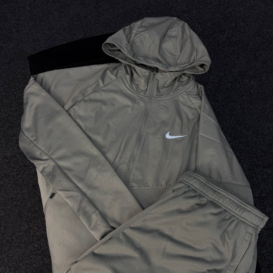 NIKE DARK STUCCO THERMA TRACKSUIT