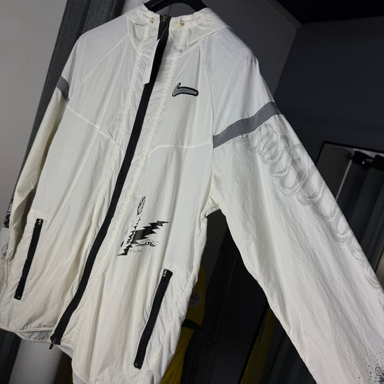 NIKE TOKYO WINDRUNNER WHITE