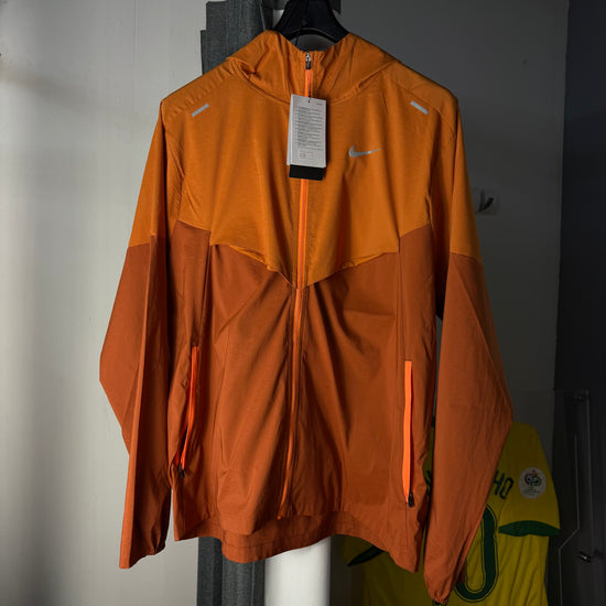 NIKE ORANGE ADV WINDRUNNER