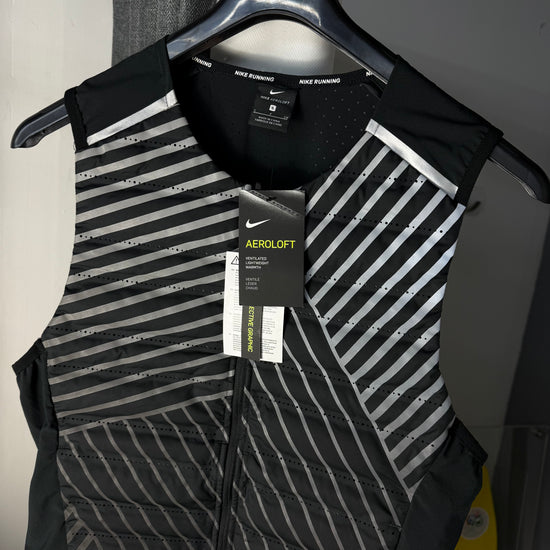 NIKE REFLECTIVE GILET