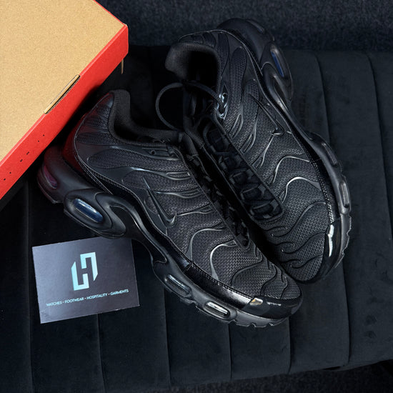 NIKE AIRMAX TN TRIPLE BLACK